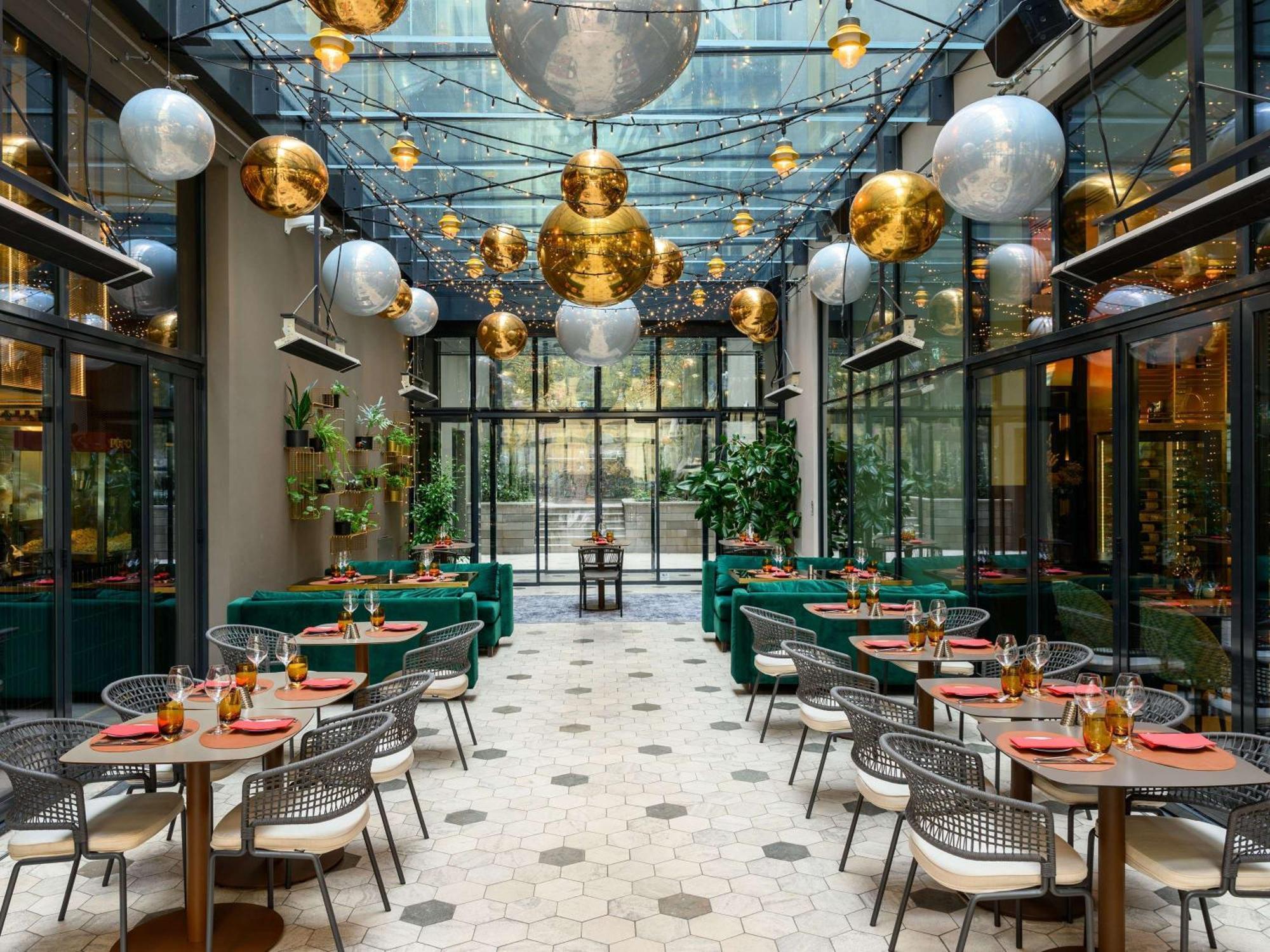 Pullman Budapešť Exteriér fotografie The restaurant